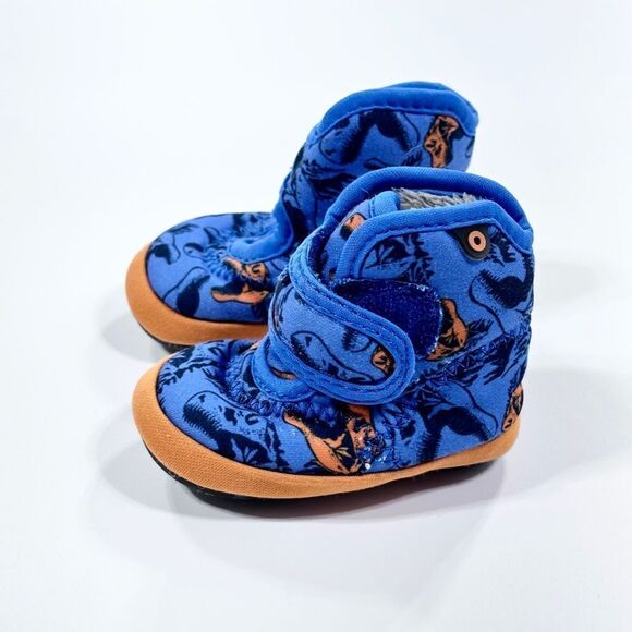 Bogs fabric infant dinosaur booties 2 - Picture 2 of 9